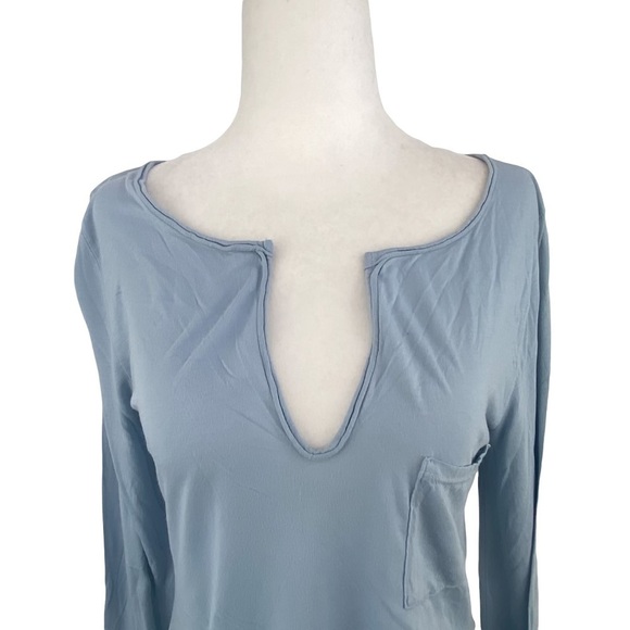 LAMADE FRONT POCKET SPLIT NECK KNIT, LIGHT BLUE, TOP, NEW WITHOUT TAGS - Picture 2 of 9
